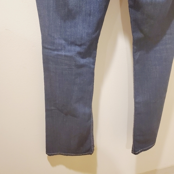 Levi's women's superlow 518 boot cut  jean size 5M - Picture 15 of 16